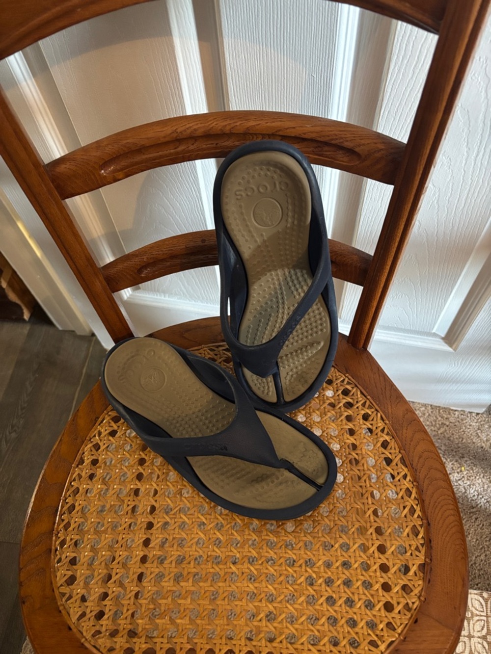 CROCS Navy Flip Thong Sandals with Olive Footbed